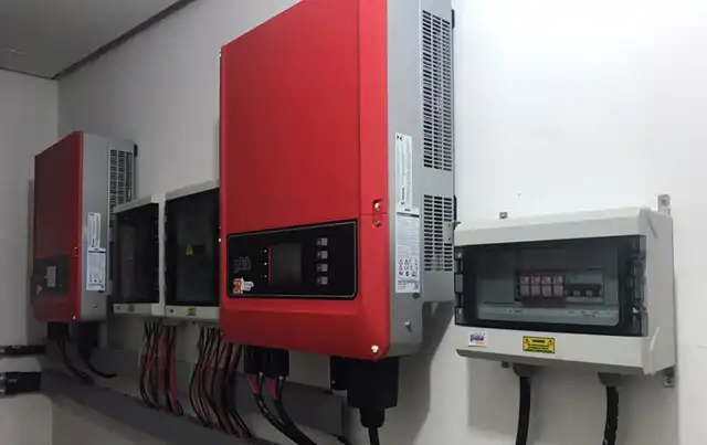 Sistema fotovoltaico instalado no Colégio Anglo de Campinas
